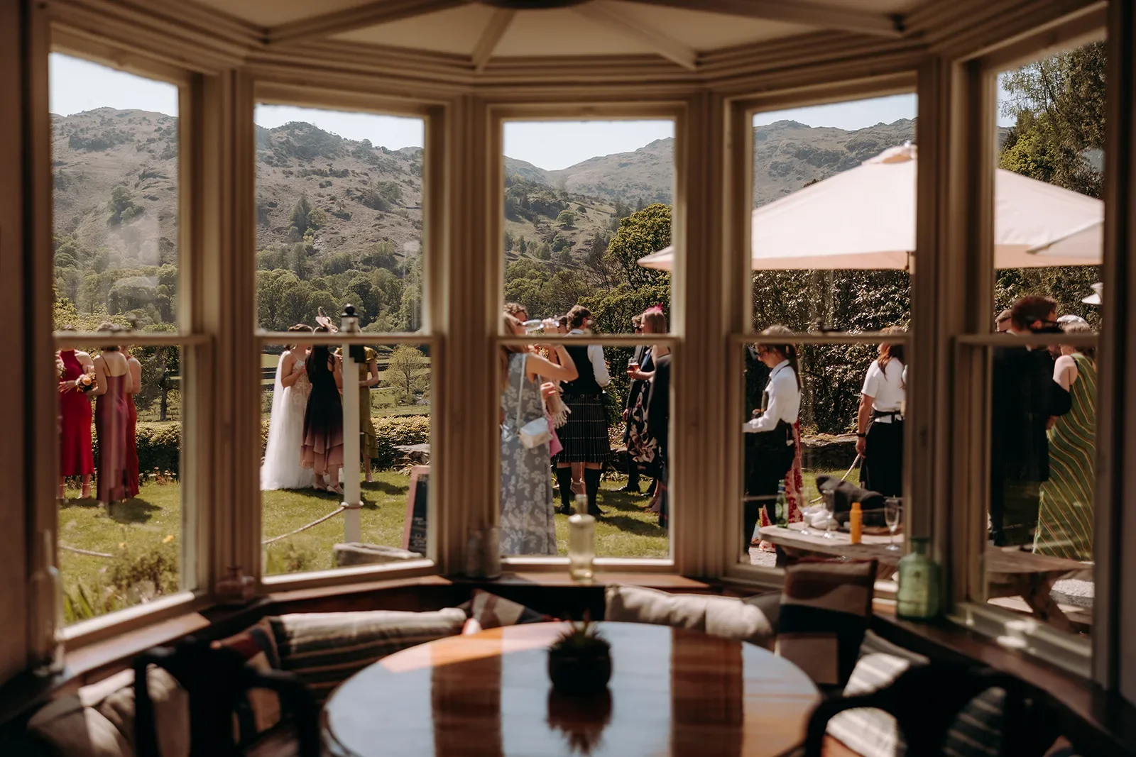 the-lancrigg-grasmere-wedding-004.webp