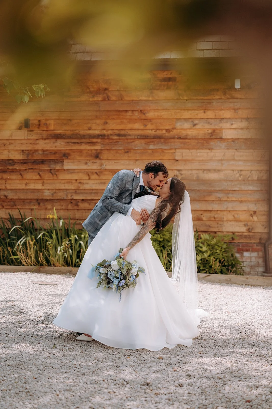 THE-RIVER-BARN-LANCASHIRE-WEDDING-PHOTOGRAPHER-0013.jpg