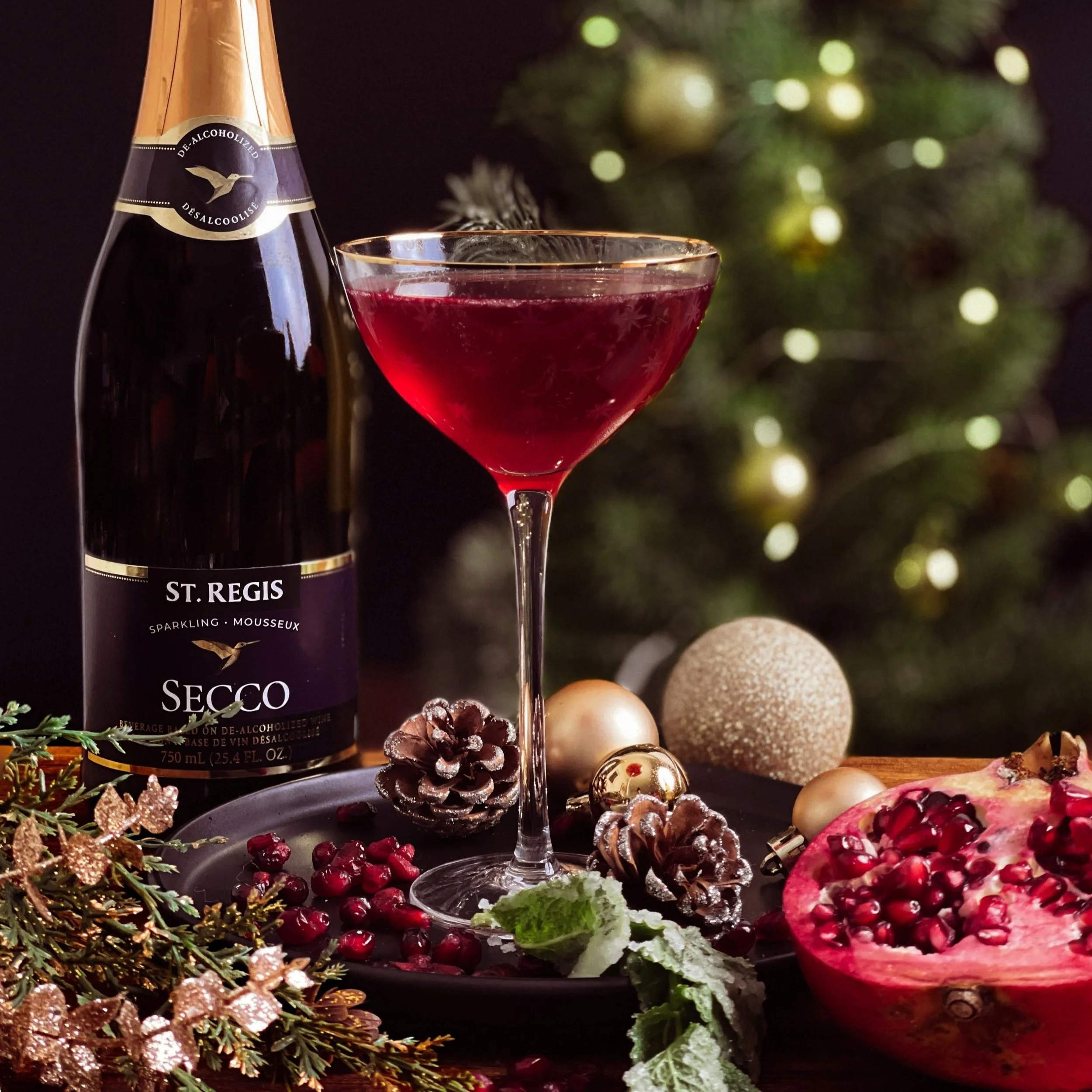 Secco Spritz: A Bubbly Pomegranate Holiday Mocktail