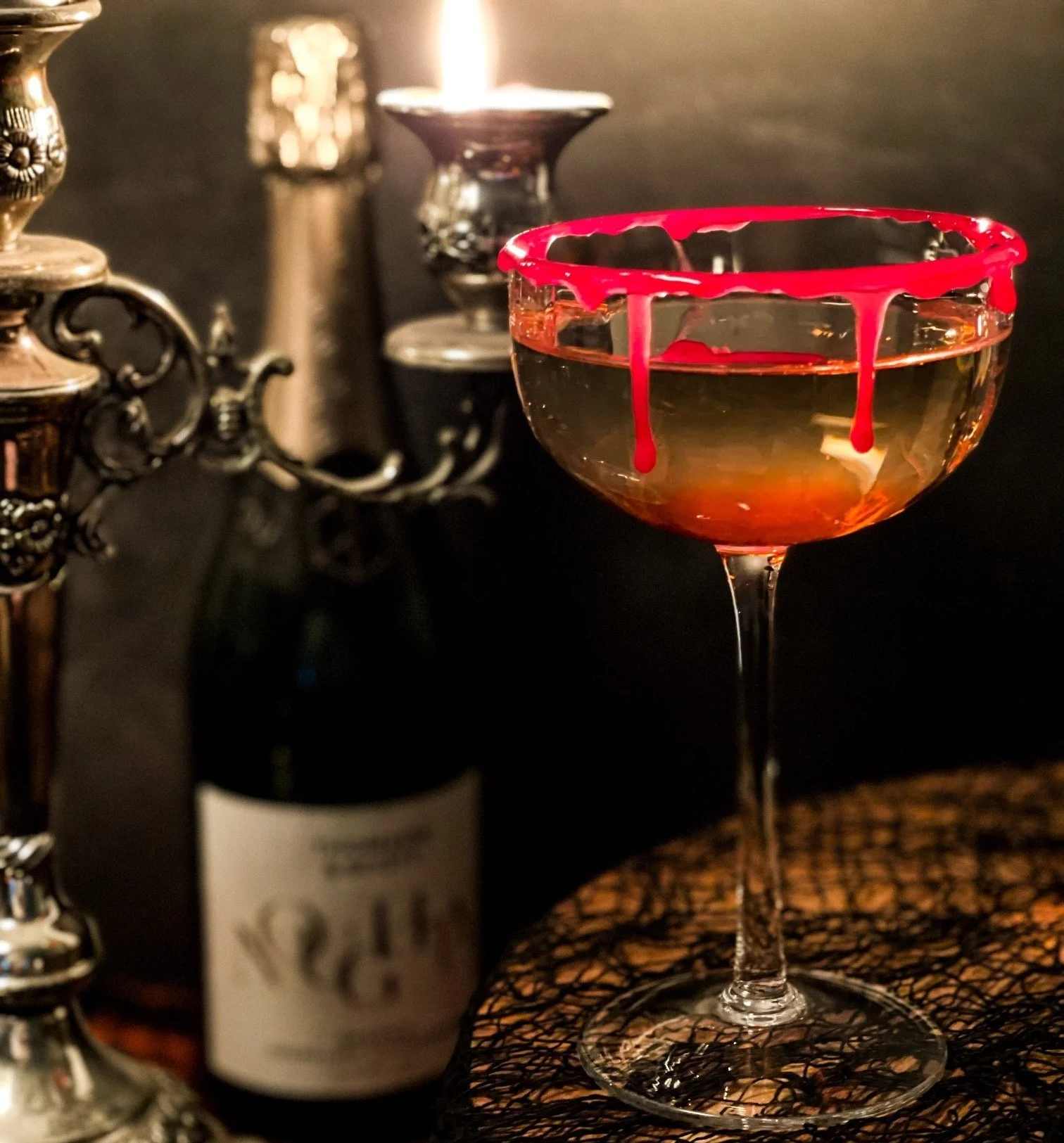 How to Make an Edible Bloody Rim for Your Drinks – Perfect for Halloween Cocktails & mocktails