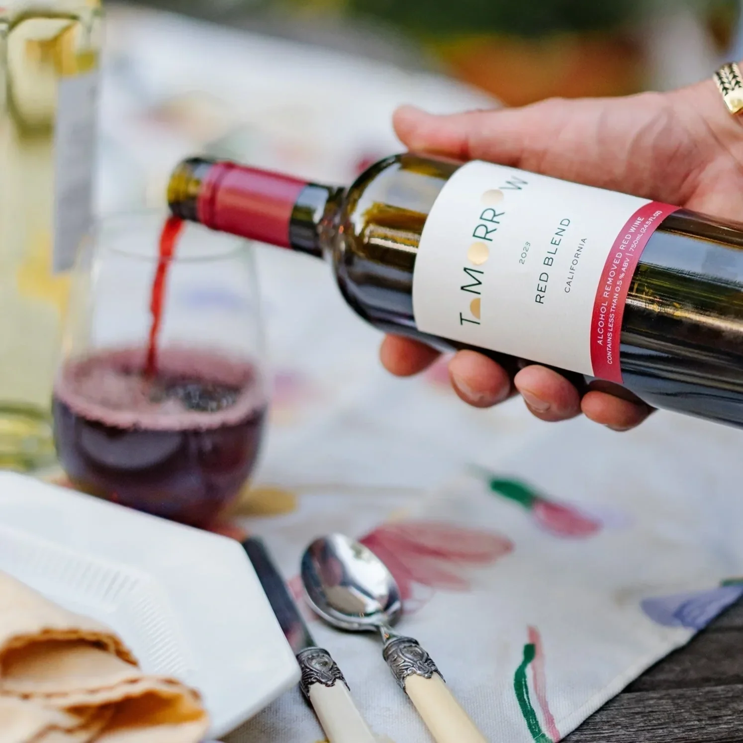 Review: Tomorrow Cellars Non-Alcoholic Red Blend