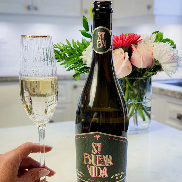Review: St Buena Vida Non-Alcoholic Sparkling Wine