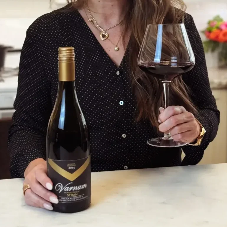 Review: Varnum 2024 Non-Alcoholic Syrah Gold