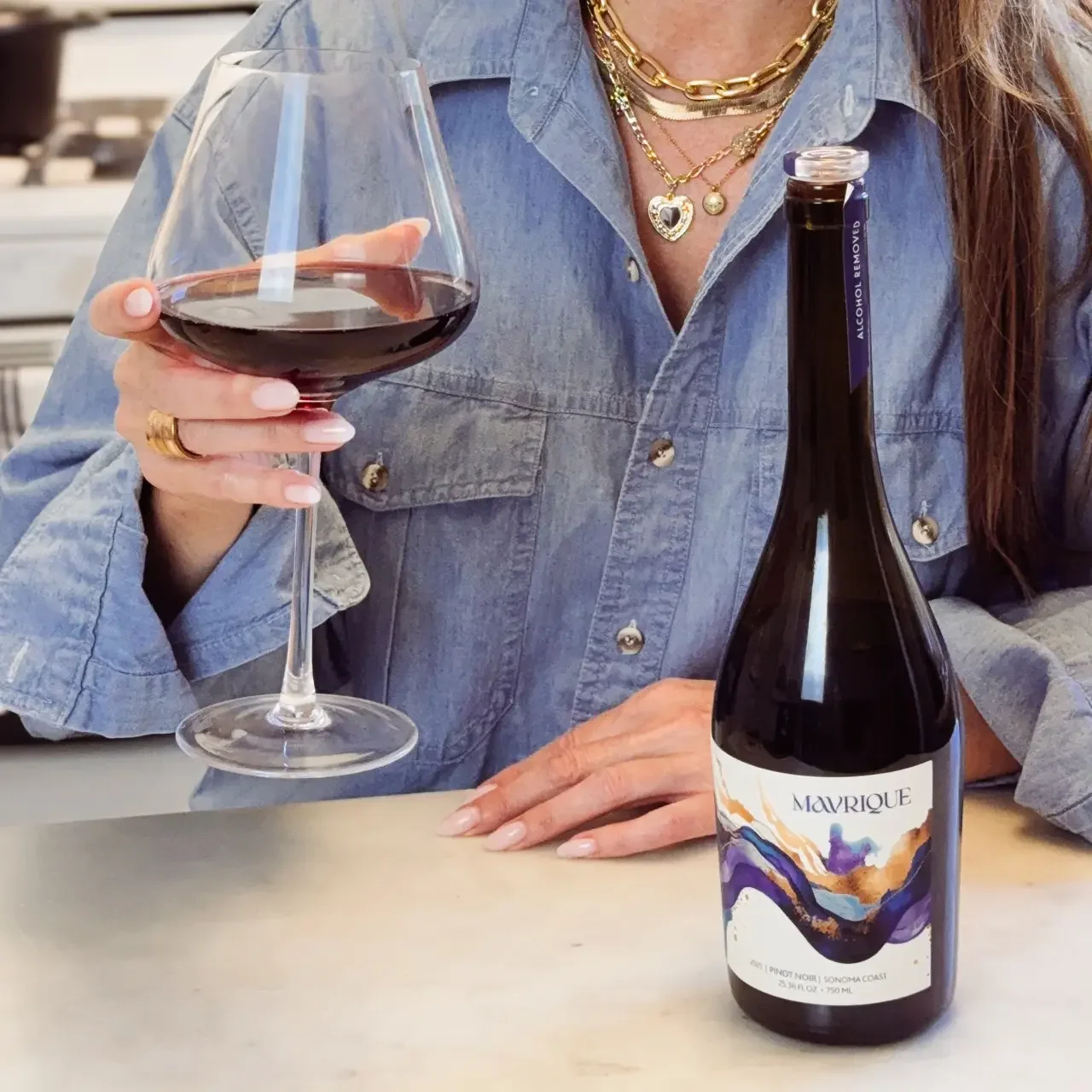 Review: Mavrique 2025 Sonoma Coast Non-Alcoholic Pinot Noir