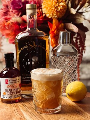 Non Alcoholic Maple Cinnamon Whiskey Sour Non Alcoholic Maple Cinnamon Whiskey Sour
