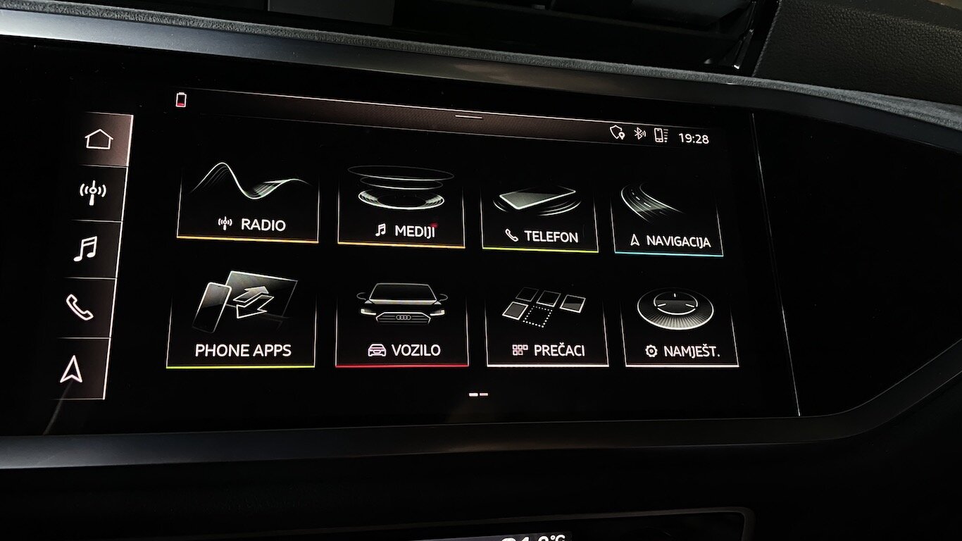 Audi Q3 home screen multimedije