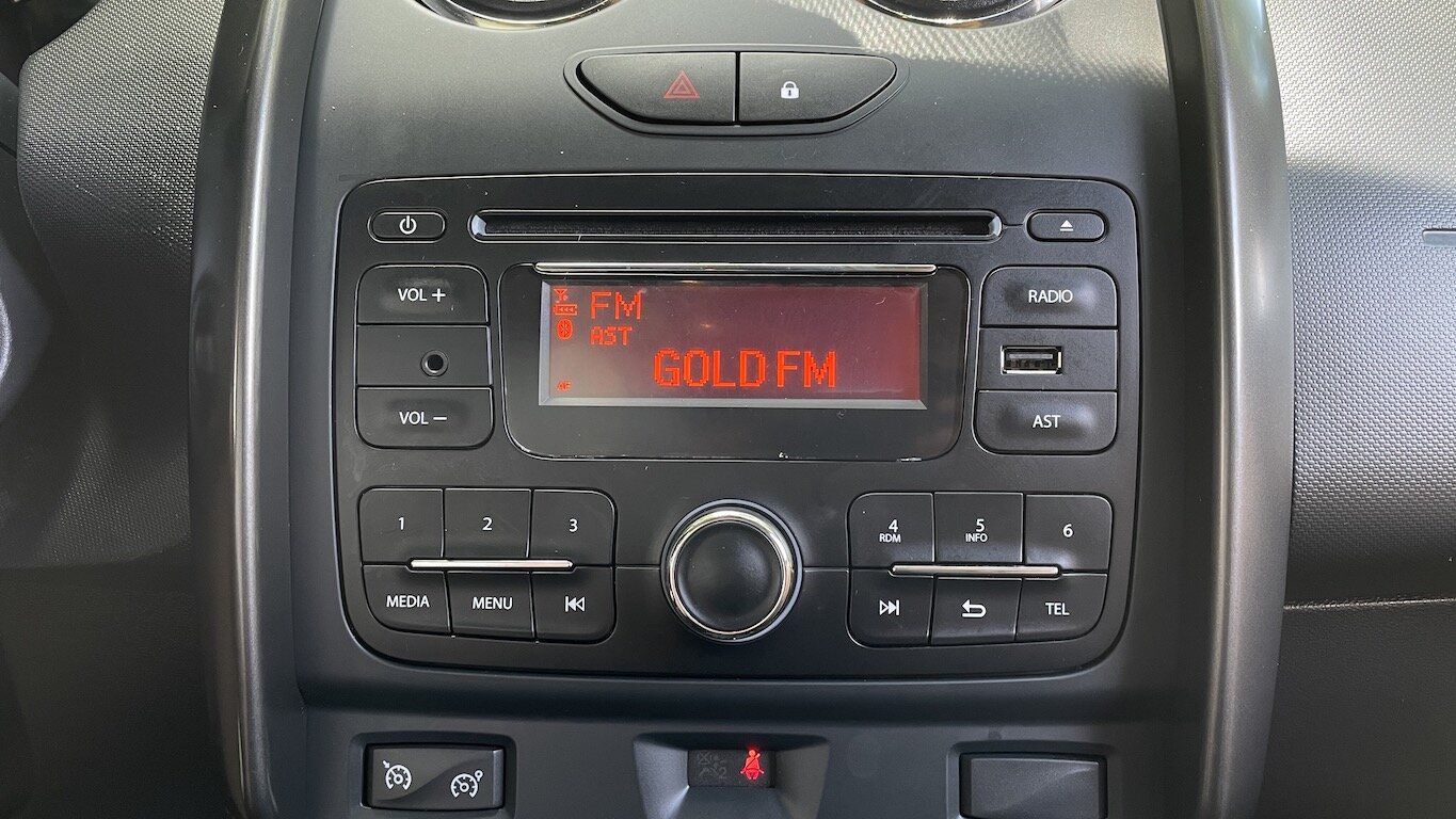 Dacia Duster Romturingia Pick-up radio