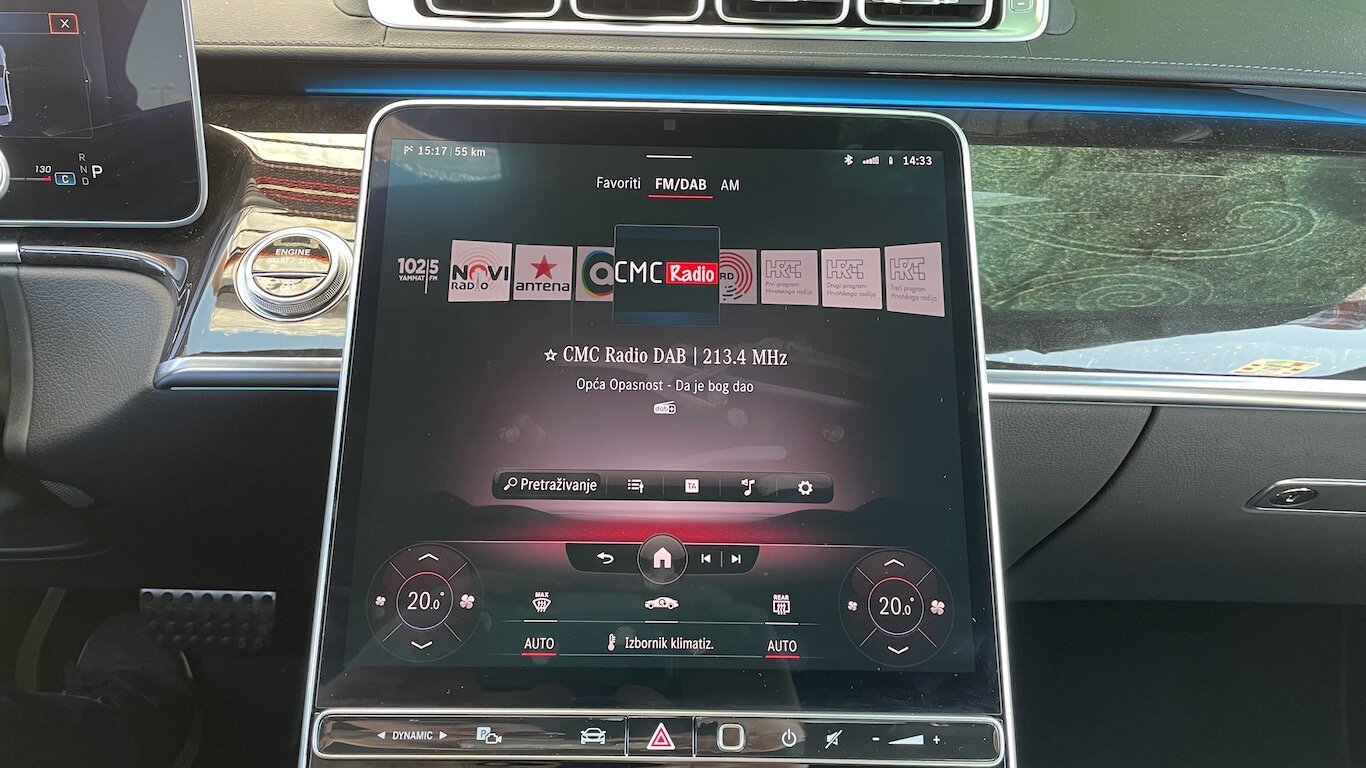 Mercedes-Benz S-Class AMG-Line radio