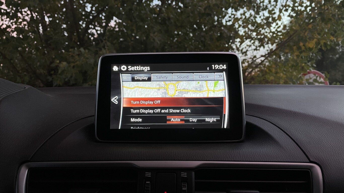 Mazda 3 SkyActiv navigacija