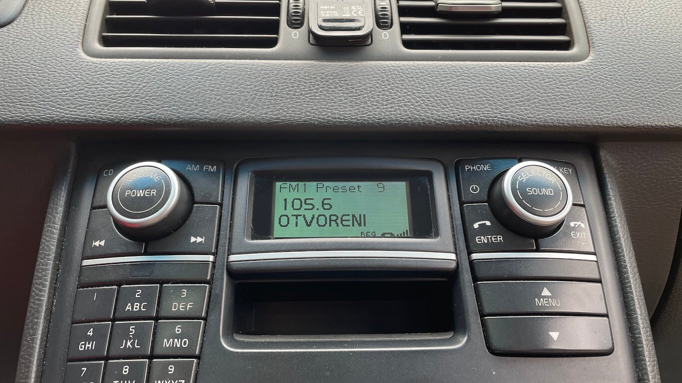Volvo XC90 D5 AWD radio