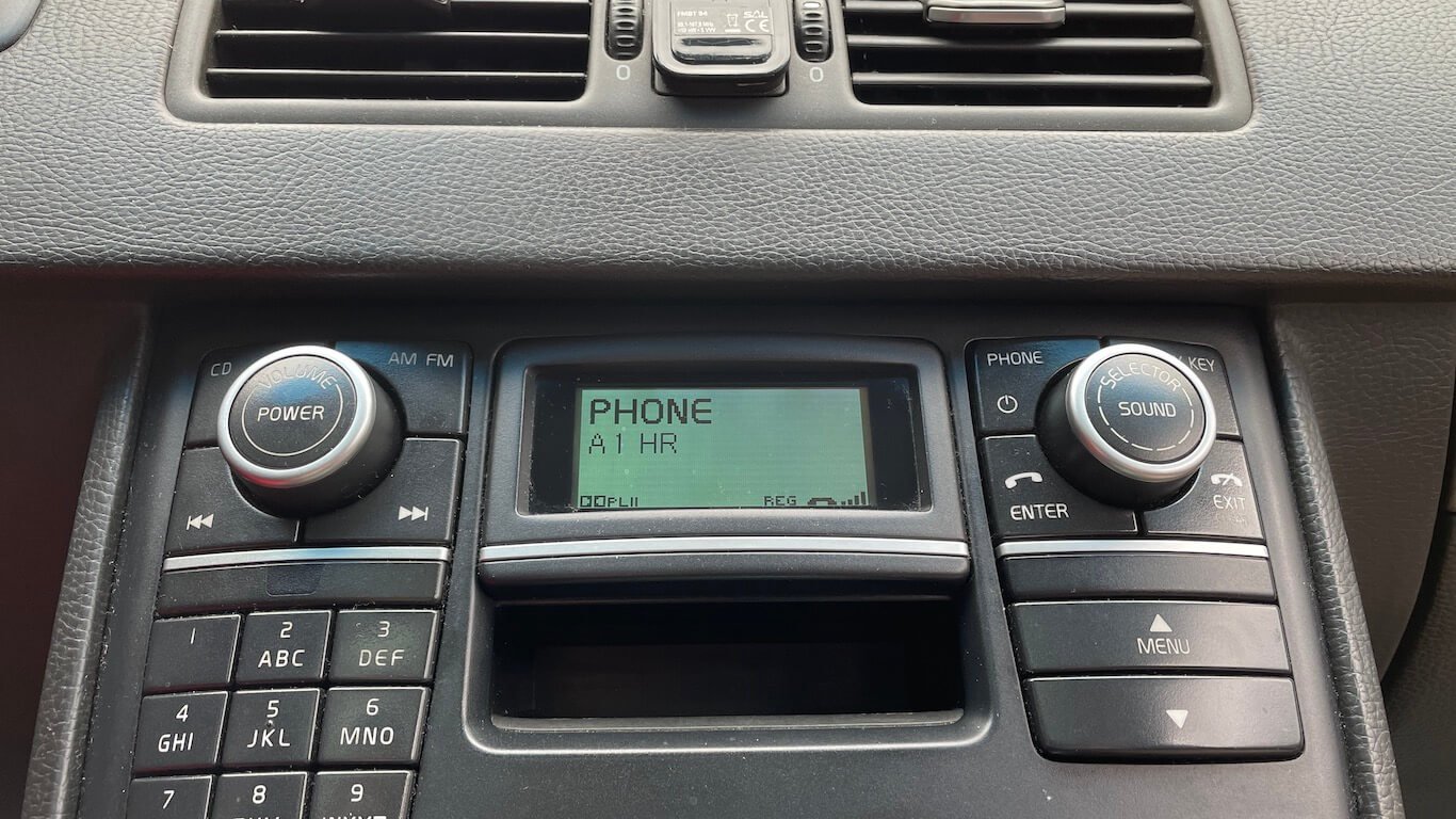 Volvo XC90 D5 AWD telefon