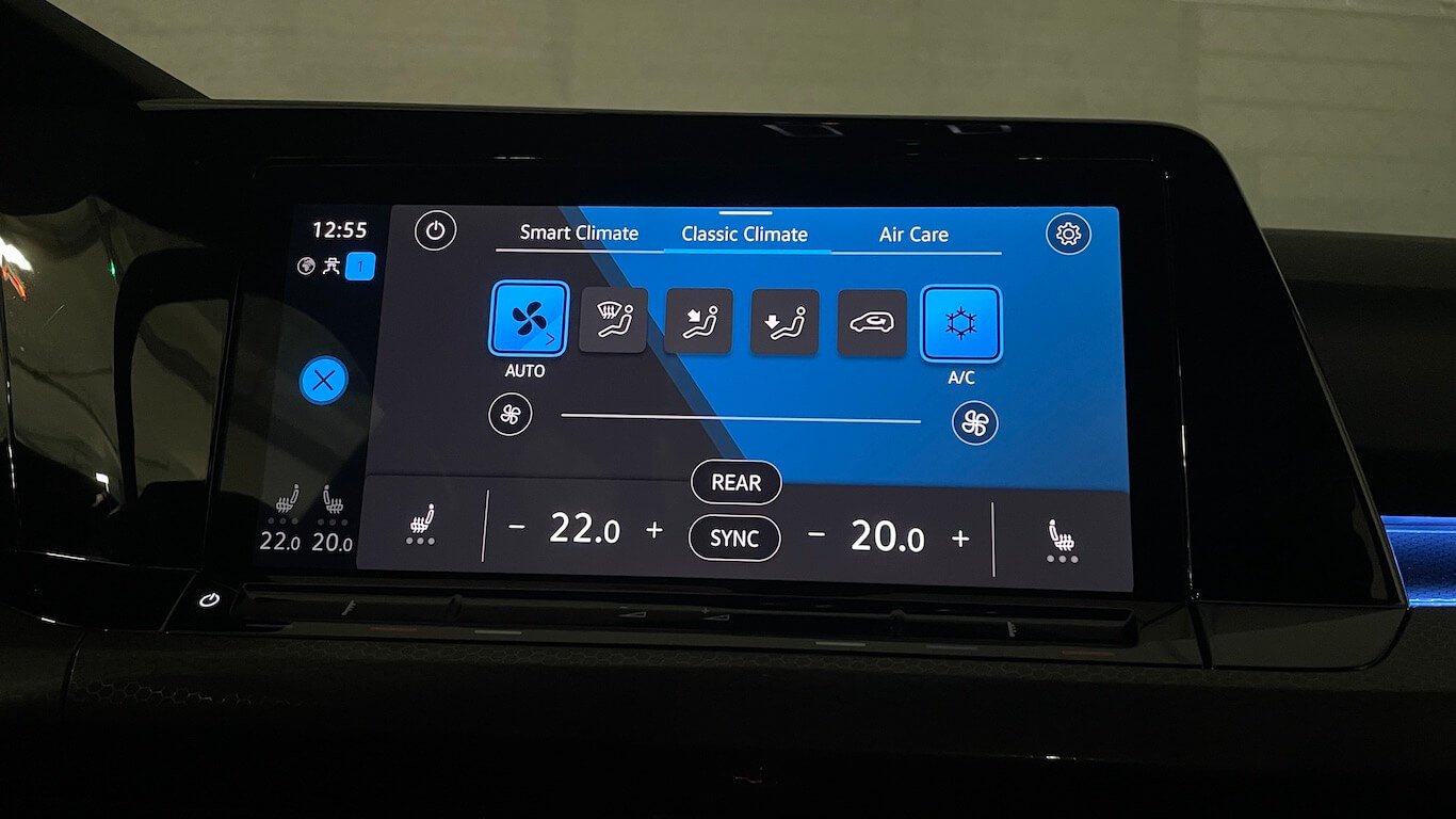 Volkswagen Golf GTI klimatizacija