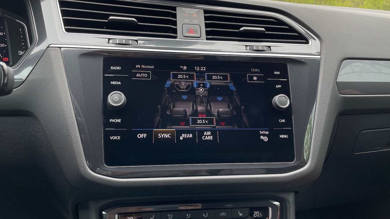 Volkswagen Tiguan AllSpace 2.0 TDI DSG klimatizacijski ekran