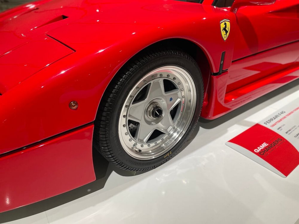 Ferrari F40 kotač
