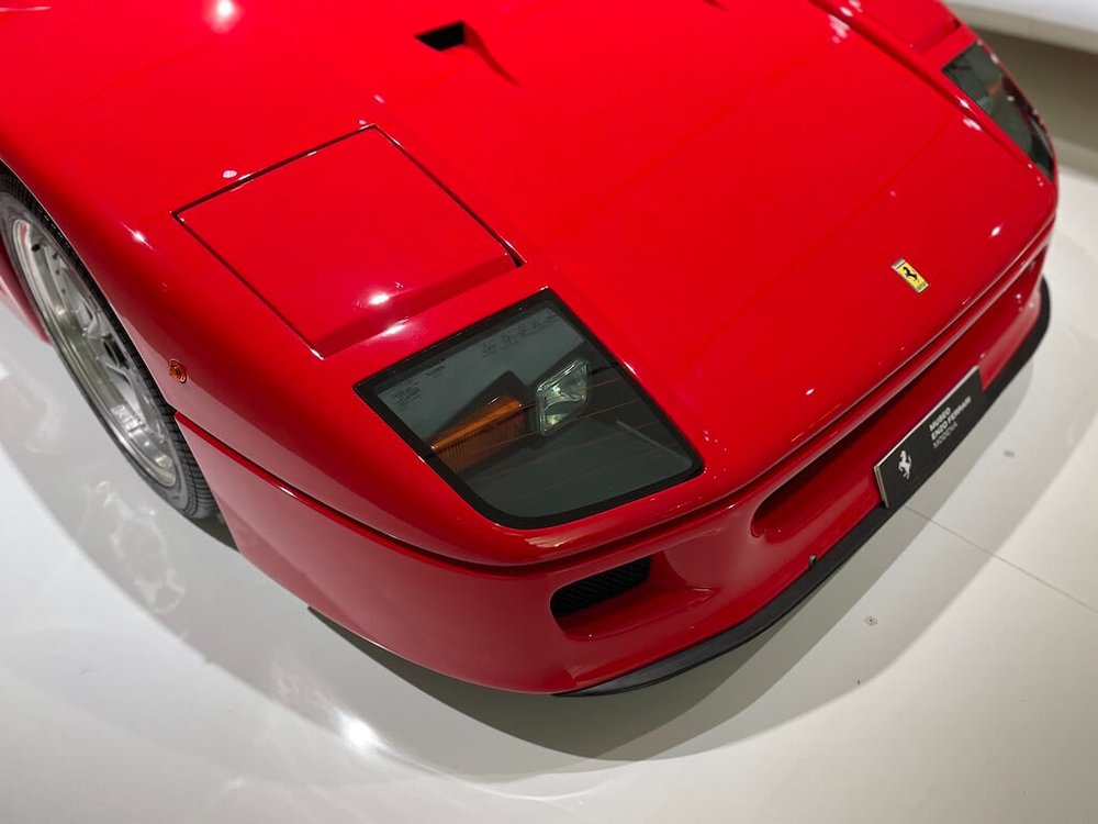 Ferrari F40 hauba