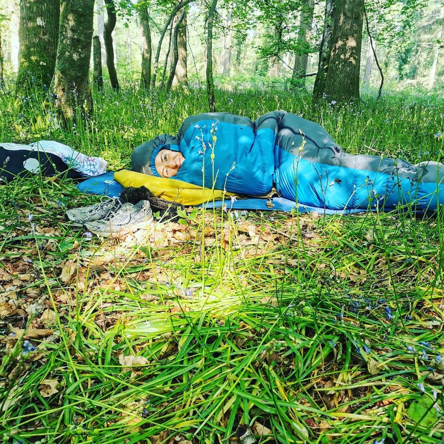 We are not open yet, (thats july 28th) but that won't stop us sleeping outside! Here is hopley trying out the new fangled bluebell sleeping matt.

.
.
#loveshillcamping #loveshill #wildcamp #sleepoutside #bathcampsite #campingbath #timsbury