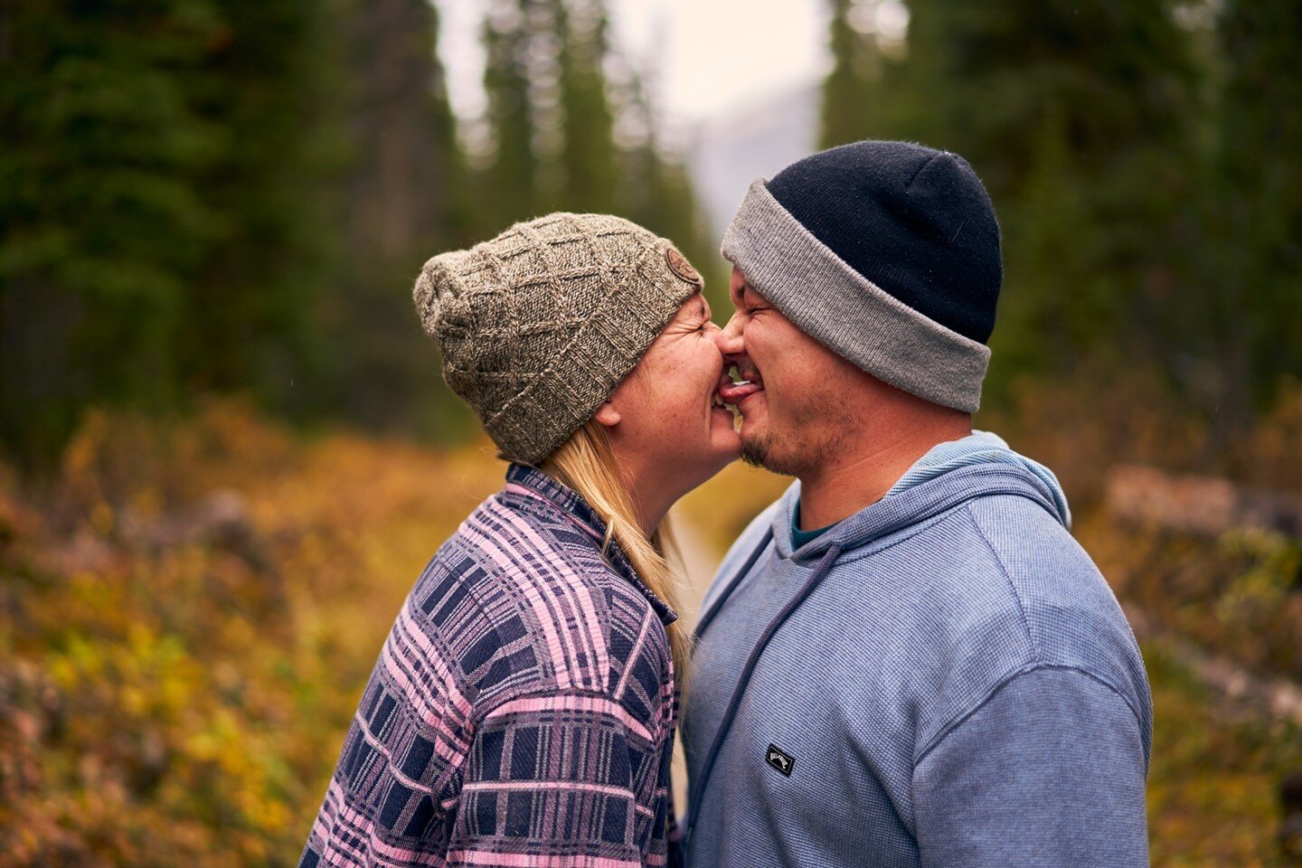 My favourite photoshoots? Best friends who just happen to be in love 🤪⁠
⁠
Be so authentically and unapologetically you (and let me take photos like this 😆)⁠
⁠
⁠
⁠
#TravelAlberta #ExploreAlberta #ExploreCanada #CanadianRockies #RockyMountains #Banff