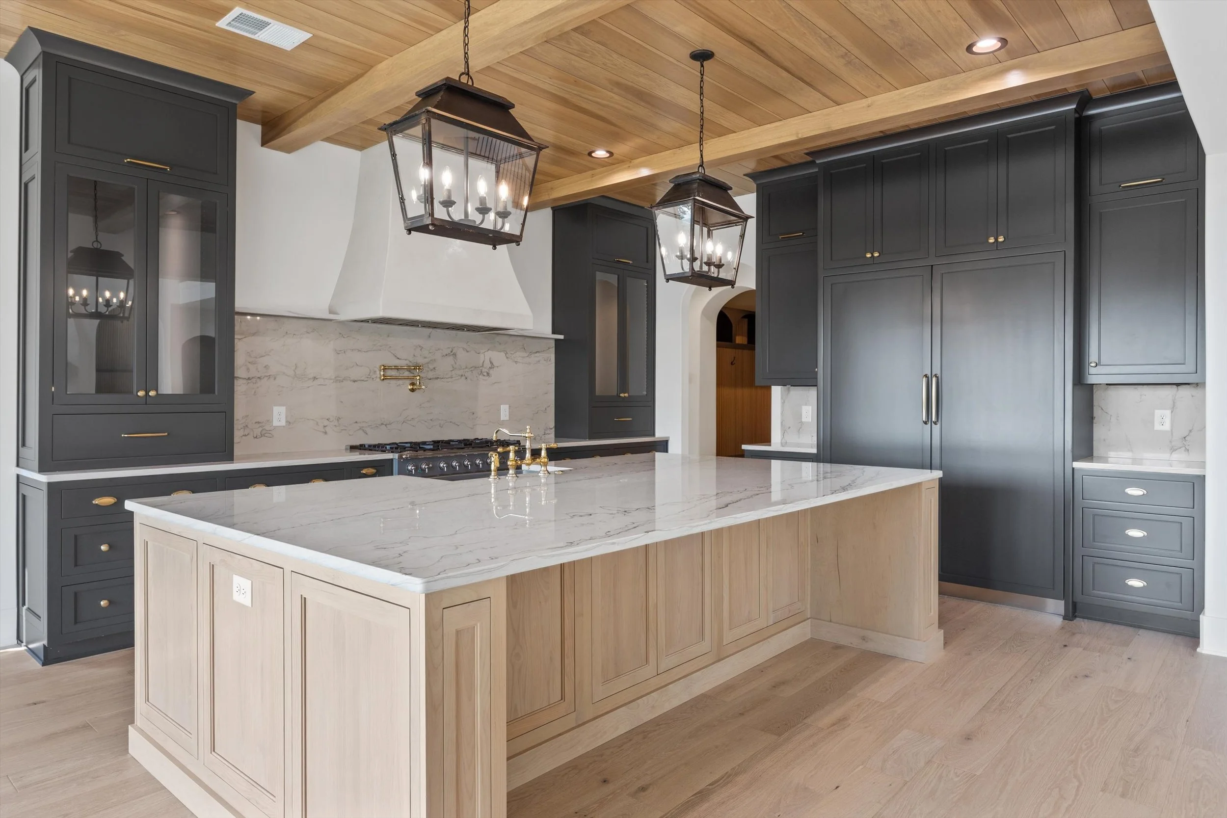 54-3106 Choto Highlands Way-51.jpg