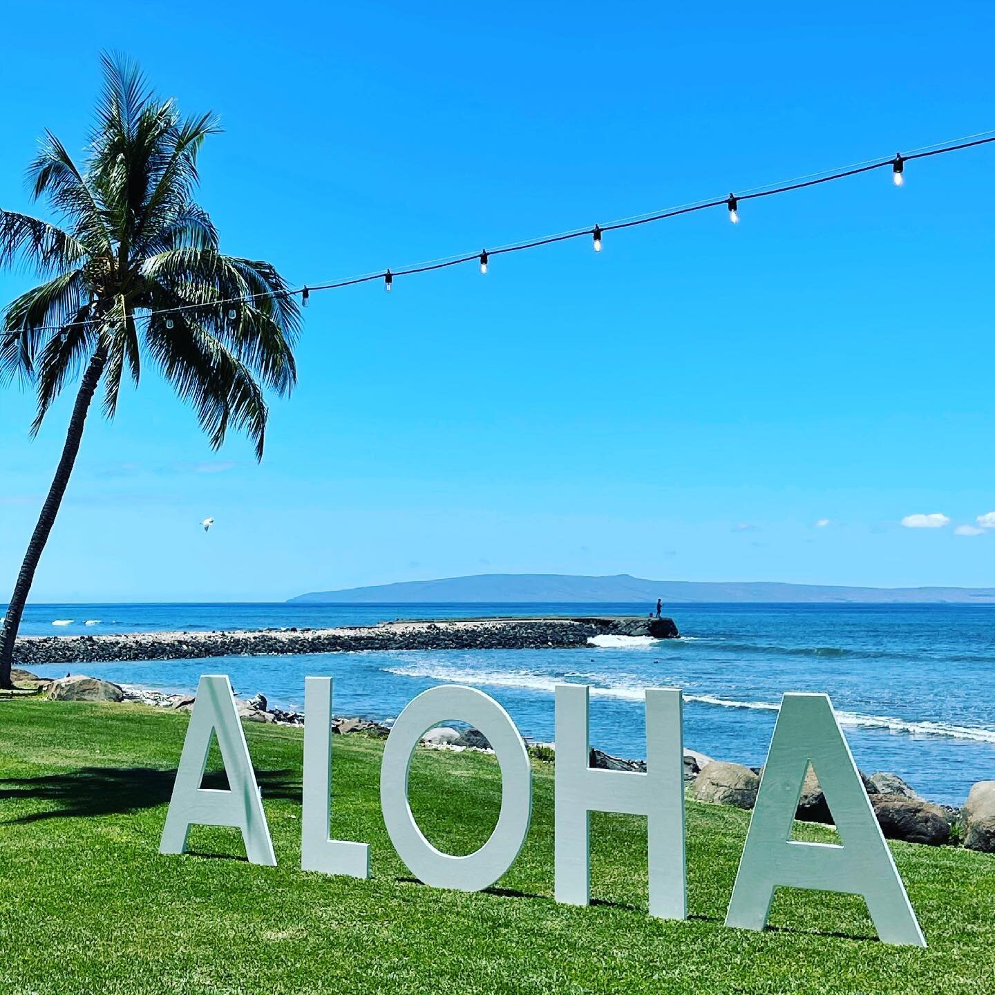 Here&rsquo;s our new ALOHA sign for rent! 
.
.
.
.
@olowaluplantationhouse #alohasign 
#customwoodwork #rusticdecor #mauiweddingboards #customsigns #weddingideas #decor #weddingdetails #weddingdesign #eventdecor #eventdetails #mauiweddingdesign #maui