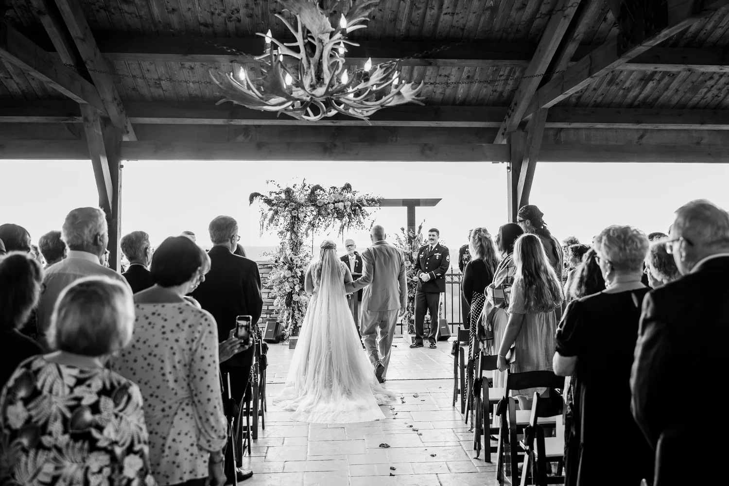 katelyn-workman-photography-grandview-cottages-wedding-375.jpg+sydney+n+dad+at+alter.webp