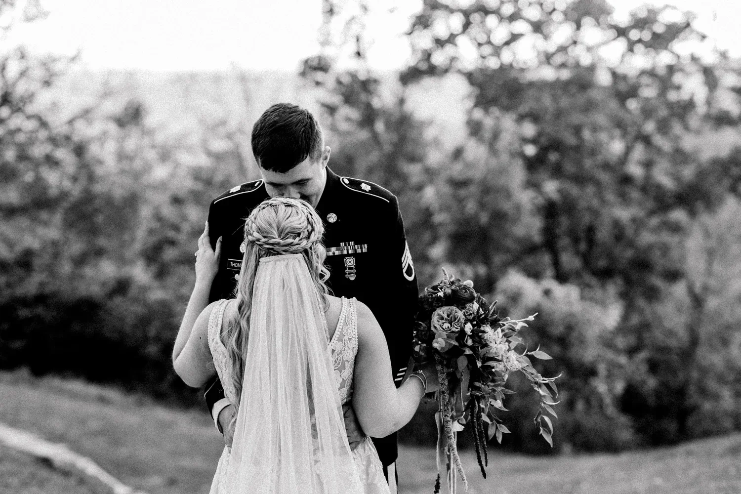 katelyn-workman-photography-grandview-cottages-wedding-562.webp