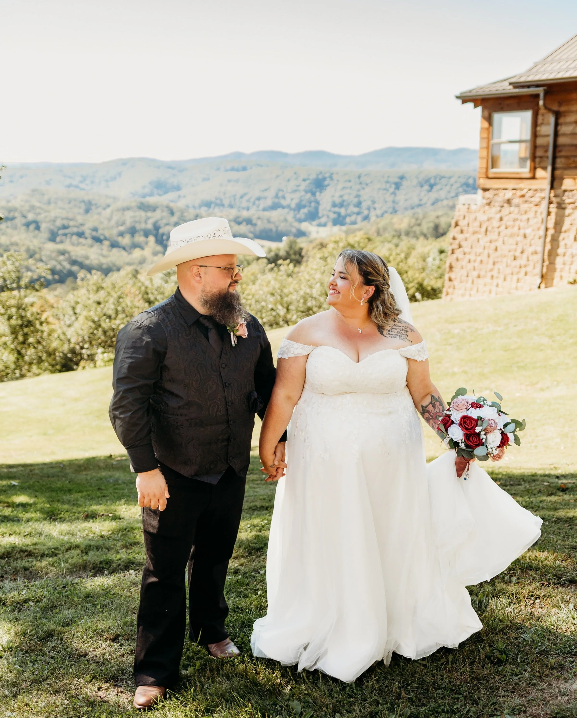 A beautiful beginning with a Grandview to match. Congratulations to John &amp; Skylar.