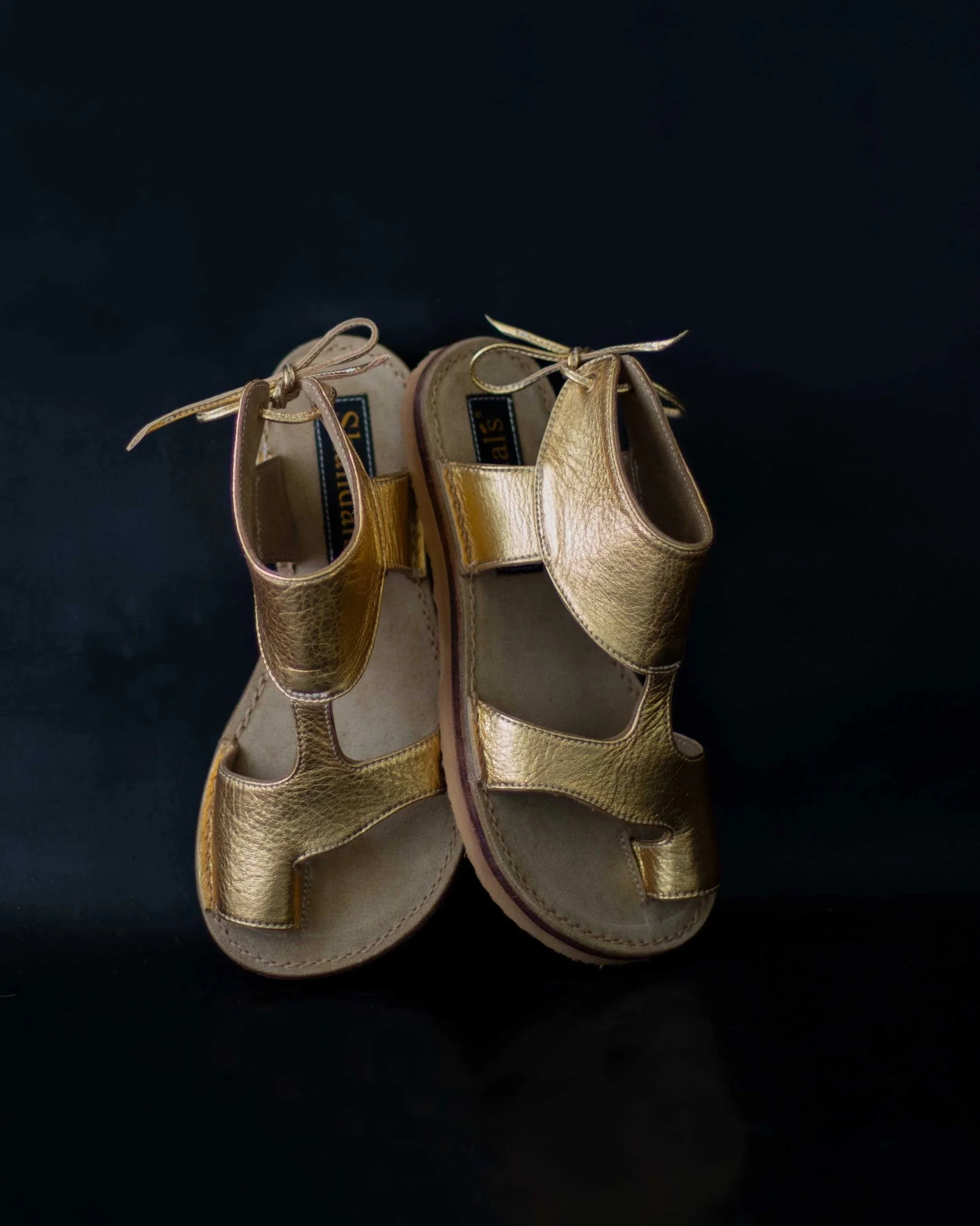 Aur - Roman Shandals® Size 4½