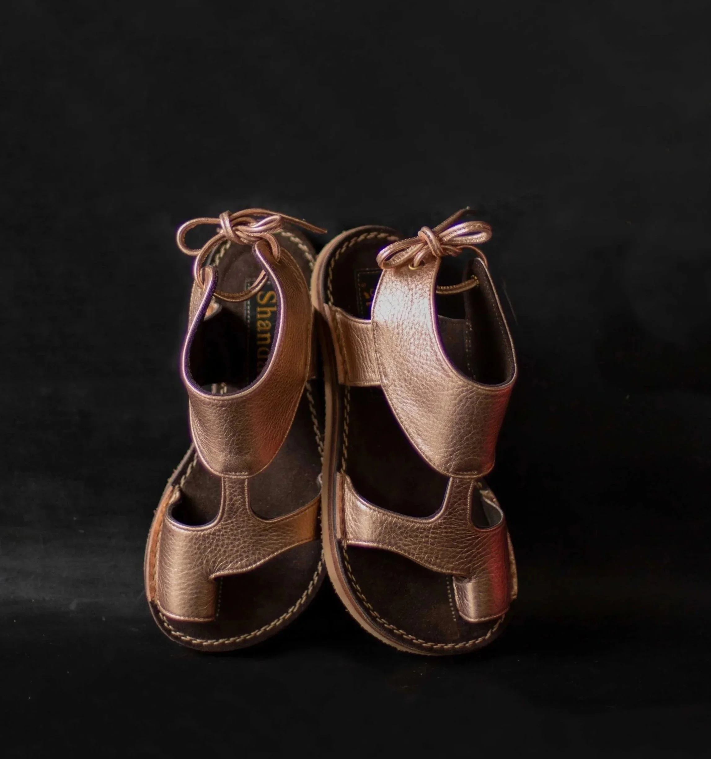 Rozu - Roman Shandals® Size 3