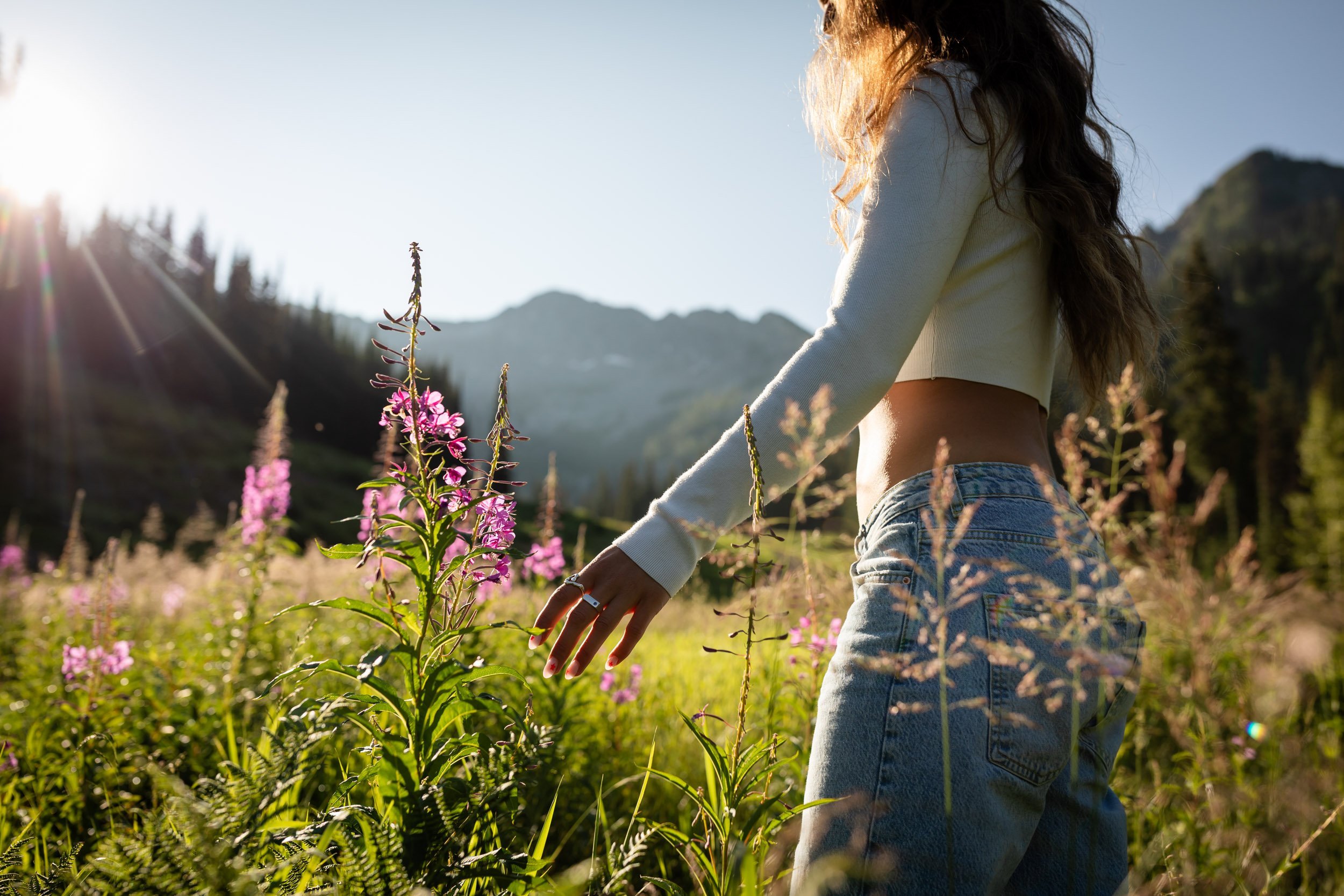 Amanda-mary-photographer-people-editorial-portrait-mountains-nelson-05.jpg