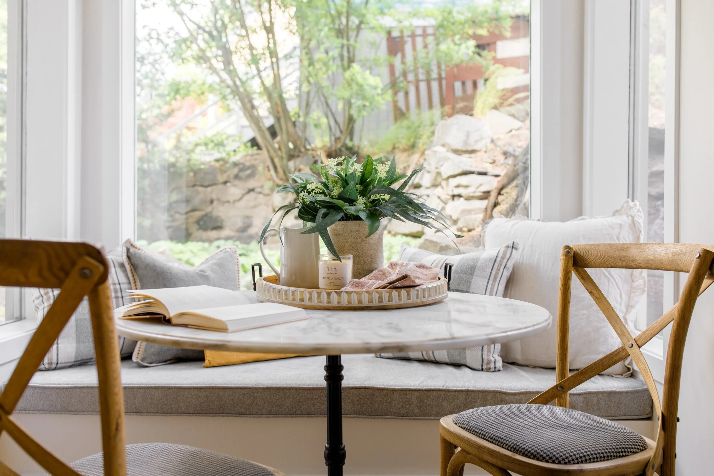 amanda-mary-photographer-interior-design-west-kootenays-kootenay-heritage-colonial-07.jpg