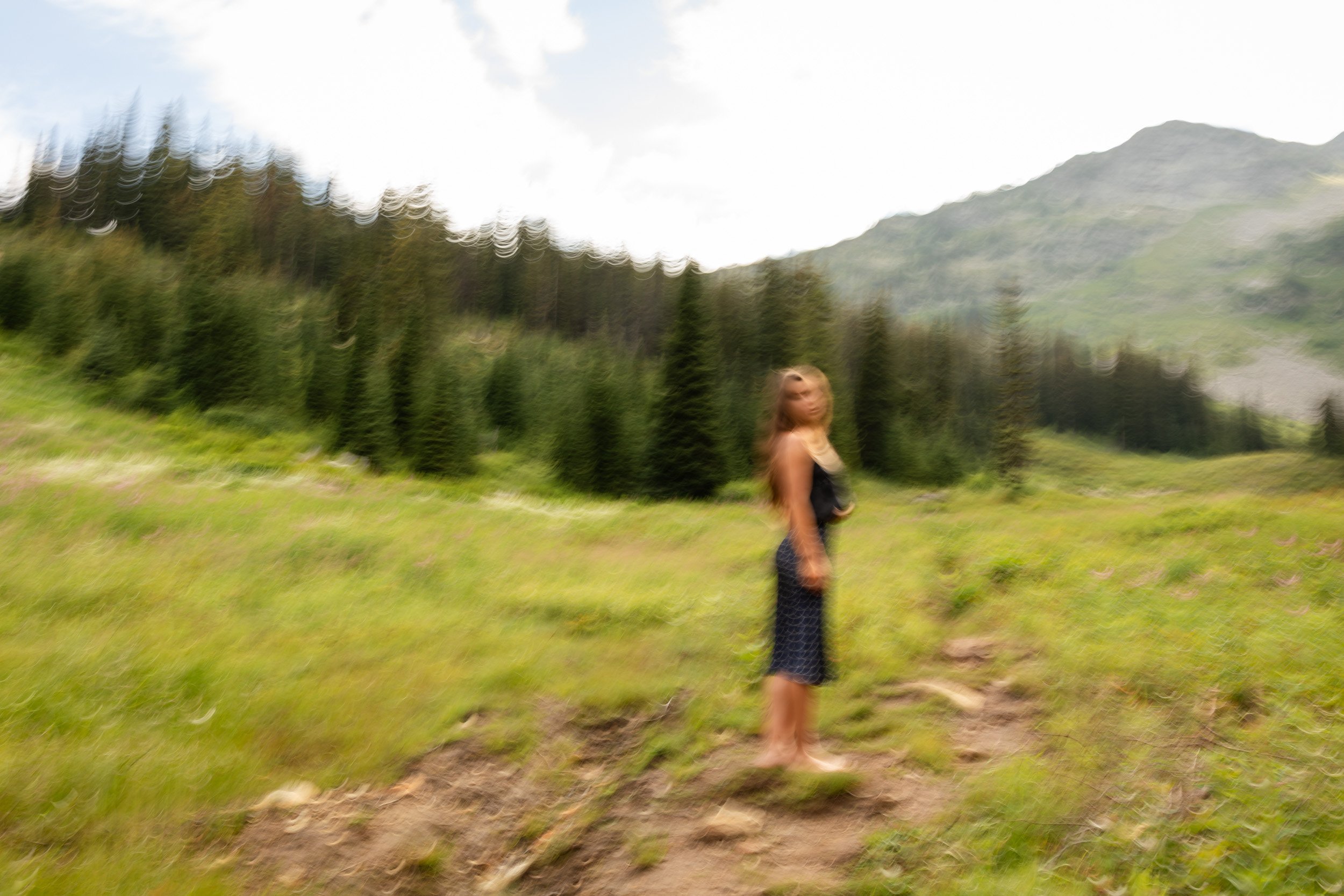 Amanda-mary-photographer-people-editorial-portrait-mountains-nelson-36.jpg