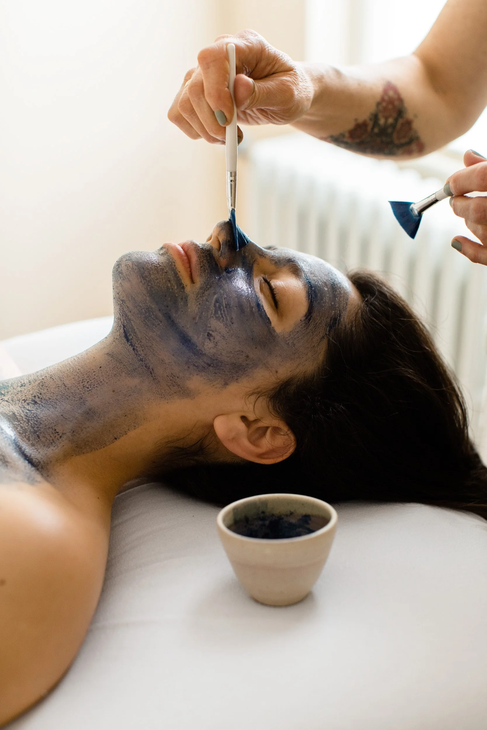 amanda-mary-photographer-brand-editorial-west-kootenays-skincare-campaign-17.jpg