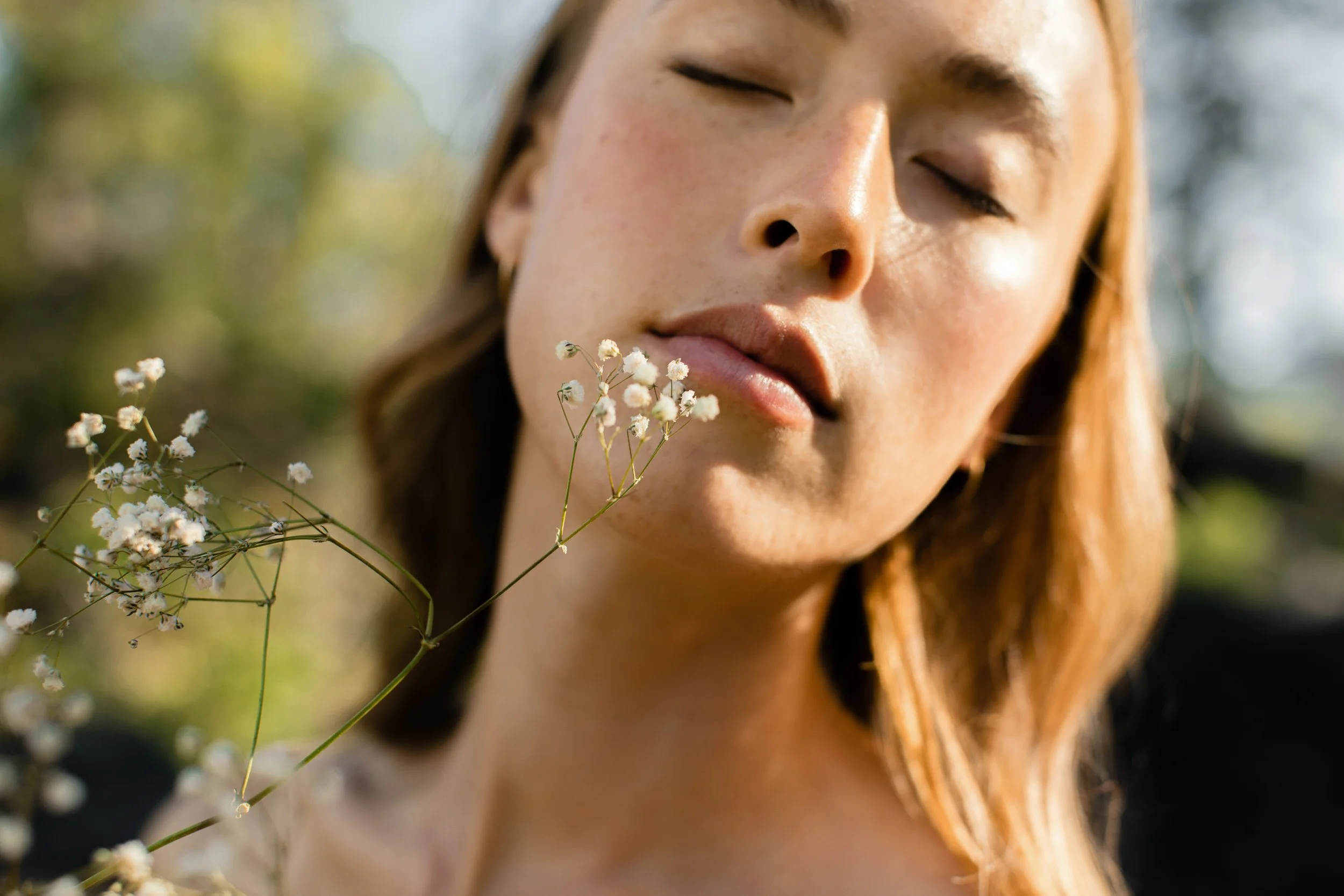 amanda-mary-photographer-brand-editorial-west-kootenays-skincare-campaign-03.jpg