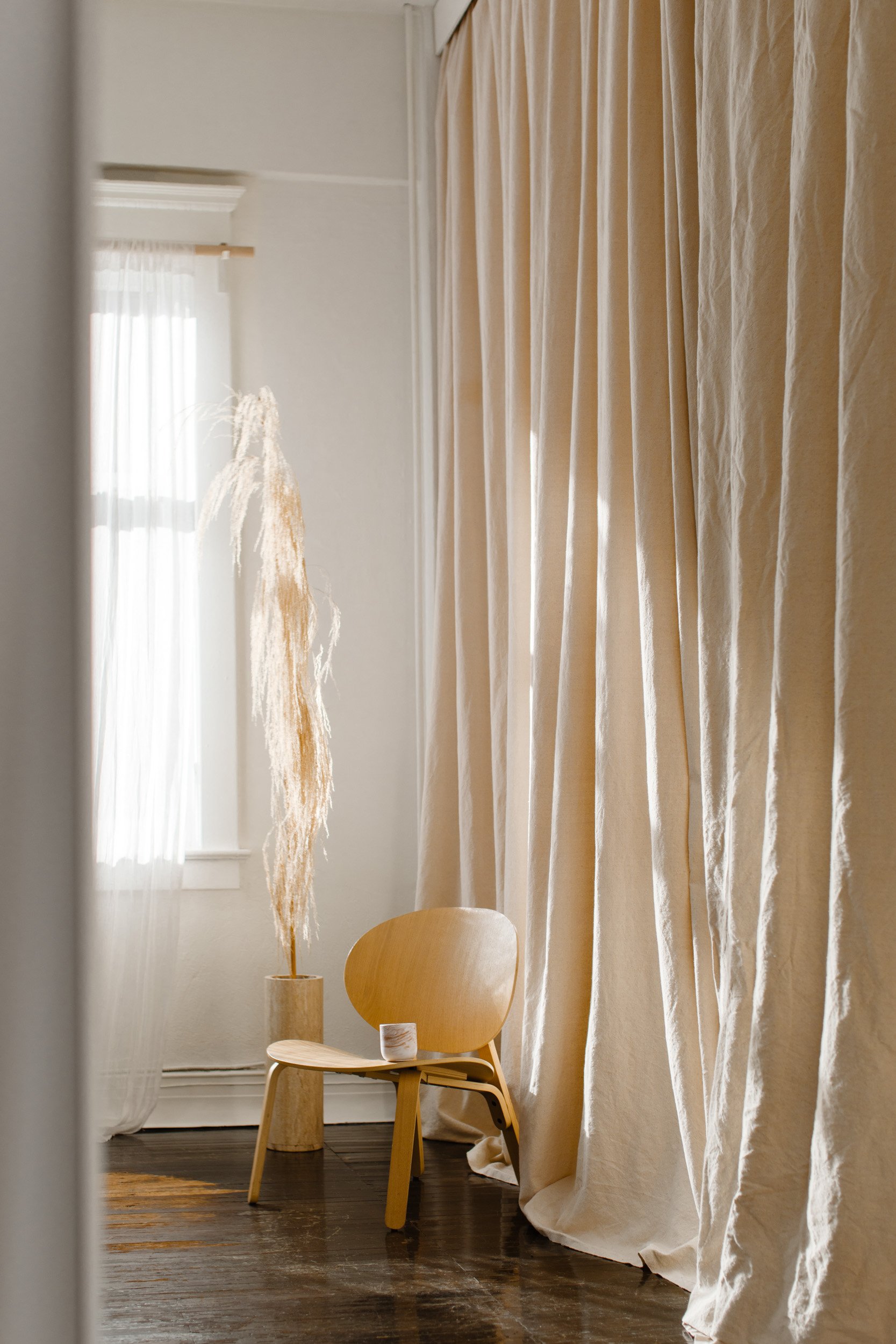 amanda-mary-photographer-brand-editorial-west-kootenays-luxury-homewares-campaign-02.jpg