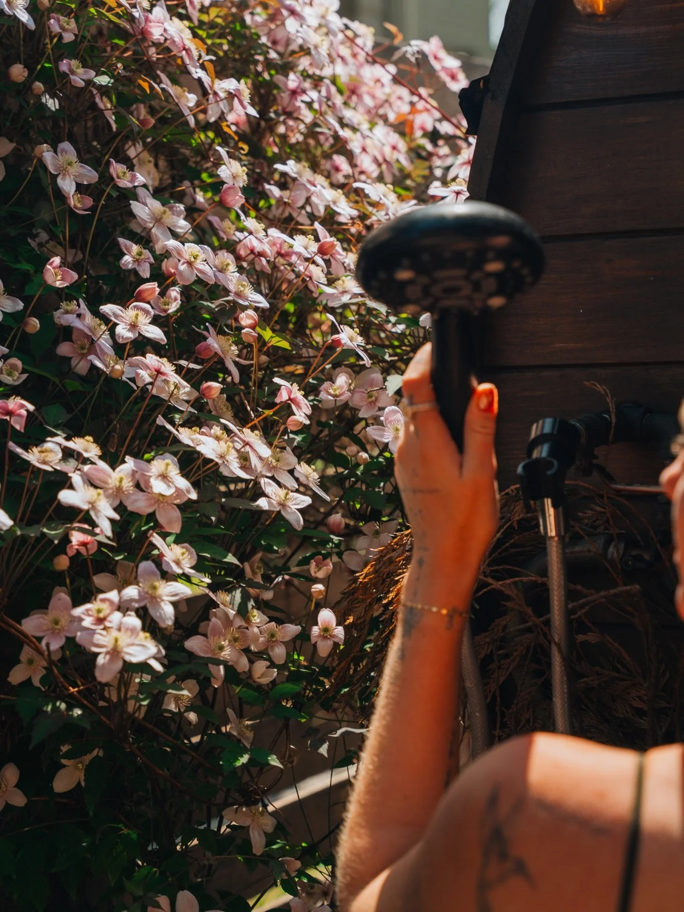 Happy first day of spring! We are so excited for the flowers to bloom 😍