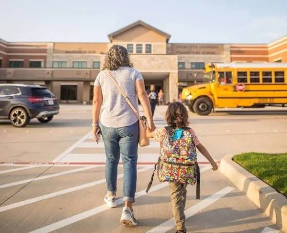 When Kindergarten Drop-Off Gets Hard: Helping Your Child Build Confidence and Resilience