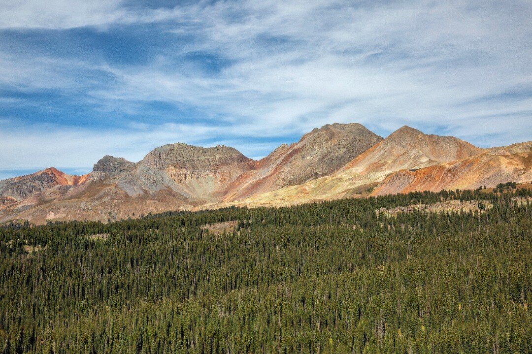 Those San Juans doing what they do best - lookin' foine.

#sanjuans #sanjuanmountains #colorado #explorecolorado #mountains