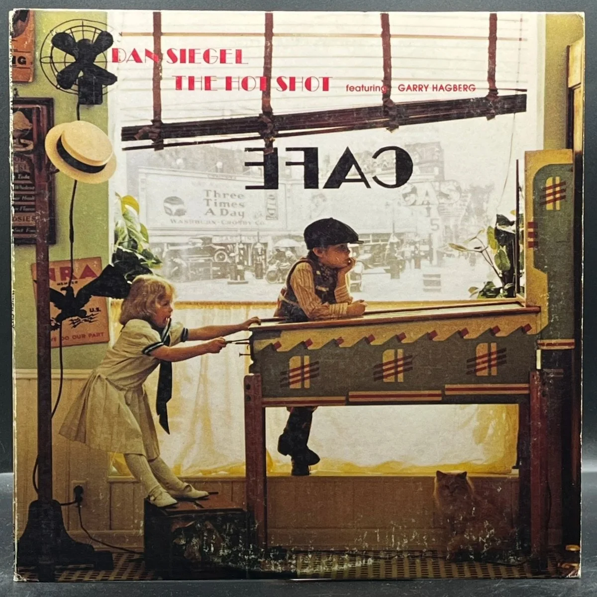 Dan Siegel feat. Garry Hagberg - The Hot Shot