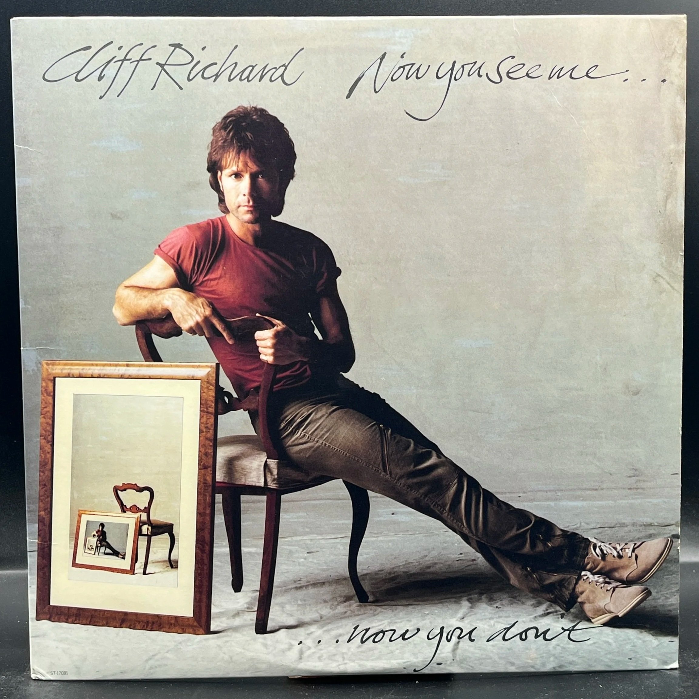 Cliff Richard - Now You See Me...Now You Don't