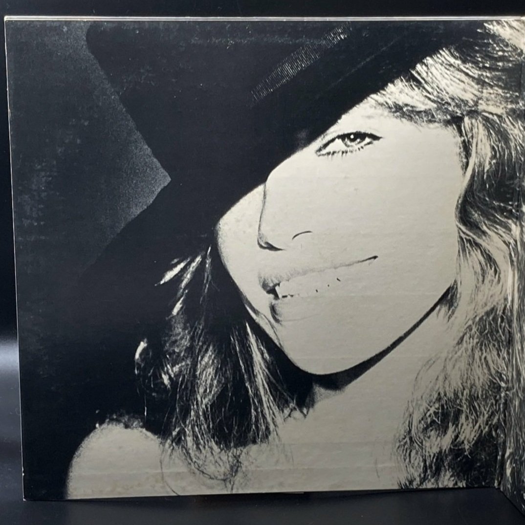 carly-simon-spy-457522.jpeg