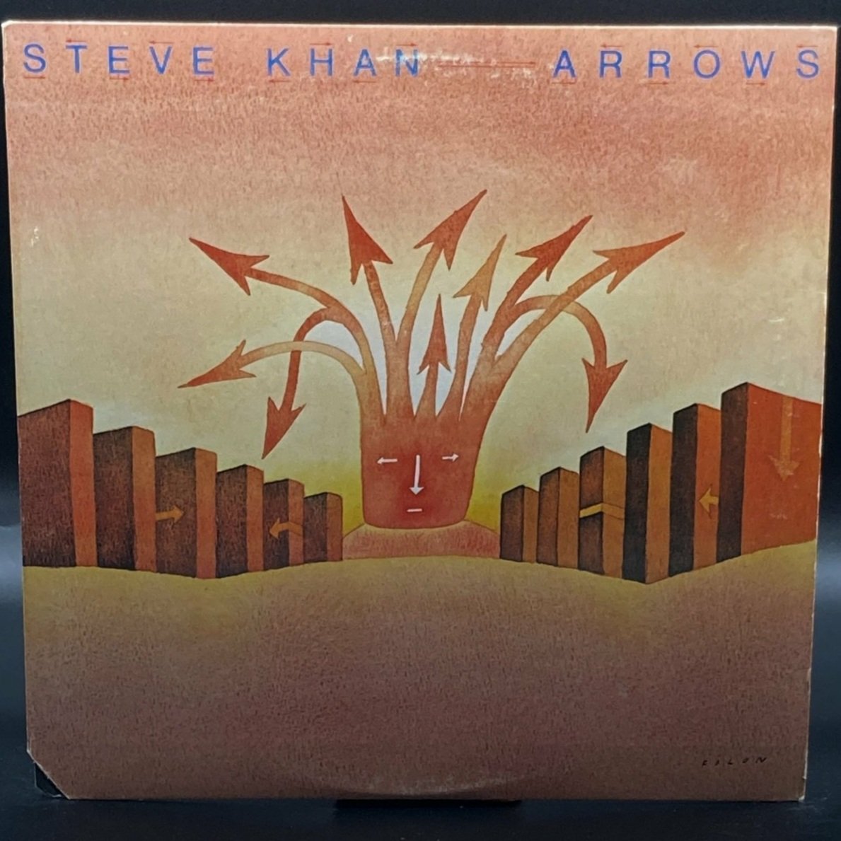 steve-khan-arrows-742783.jpg