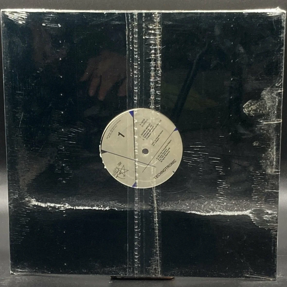 technotronic-techno-medleyrockin-over-the-beat-single-781243.jpg