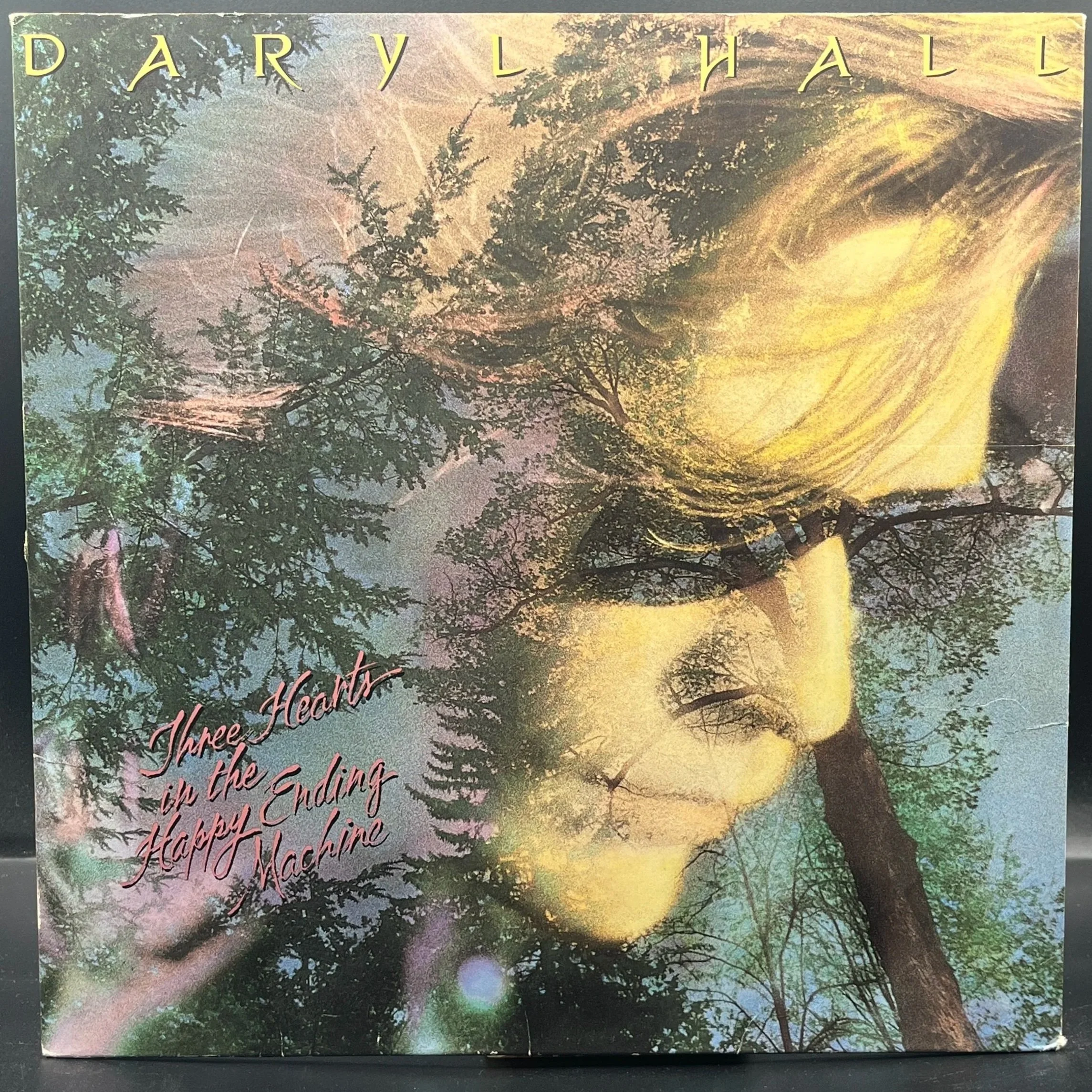 Daryl Hall - Three Hearts In The Happy Ending Machine