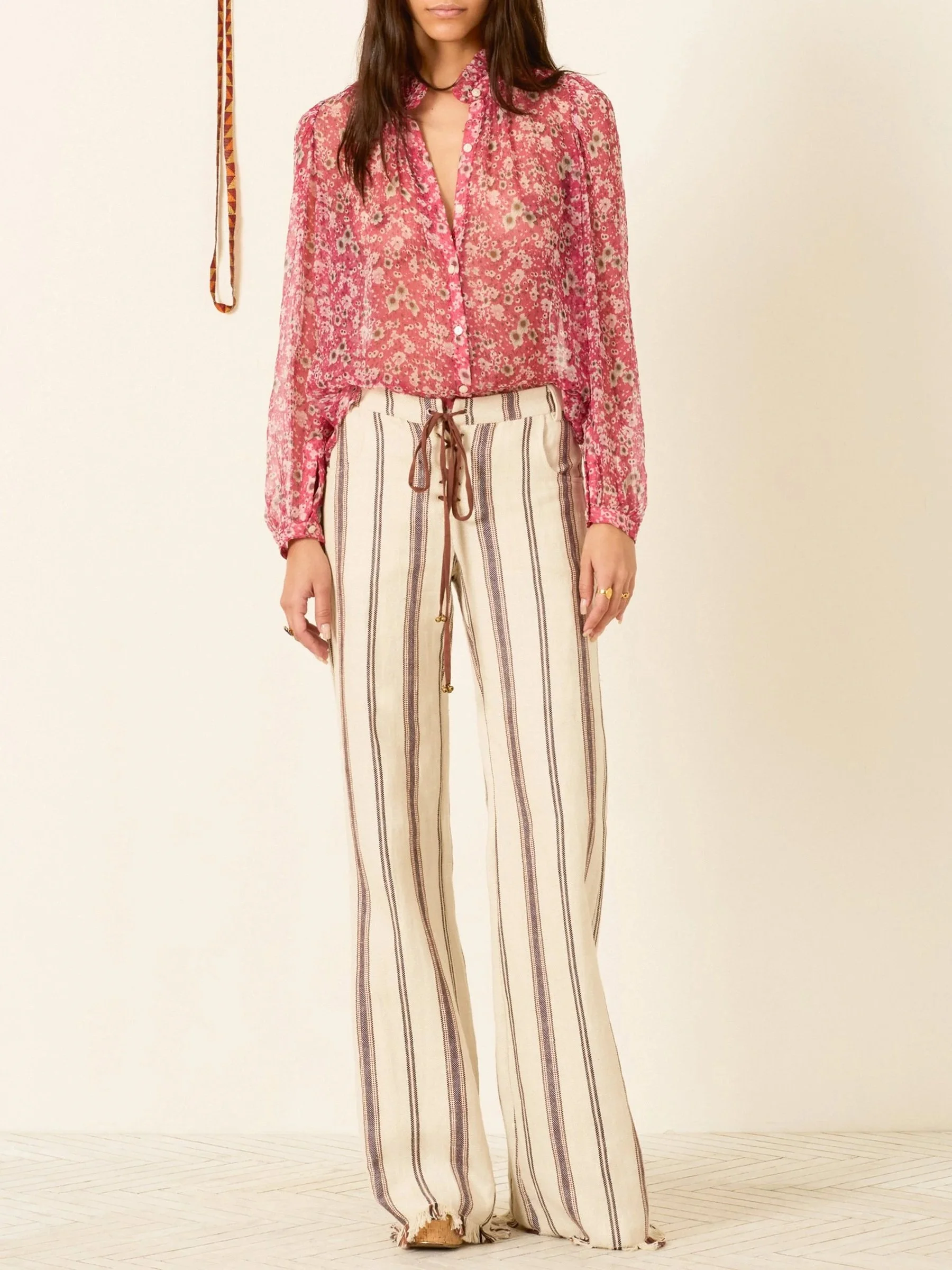 PF26-ANN084-S++Annabel+Berry+Cosmos+Shirt9418.jpg