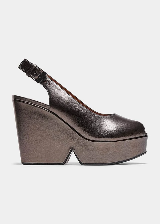 Deborah Diamond Pumps