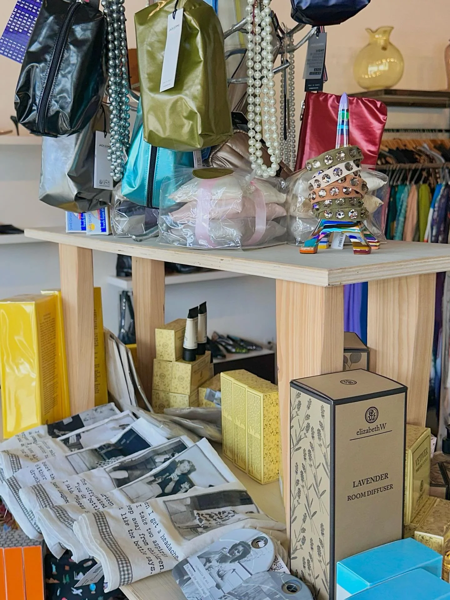 It&rsquo;s officially almost that time of the year&hellip; and our Gift Bazaar is back! ❤️
We&rsquo;ve curated a wide selection of gifts for everyone on your list &mdash; and this is only a snippet. Visit us in store to explore more and find the perf