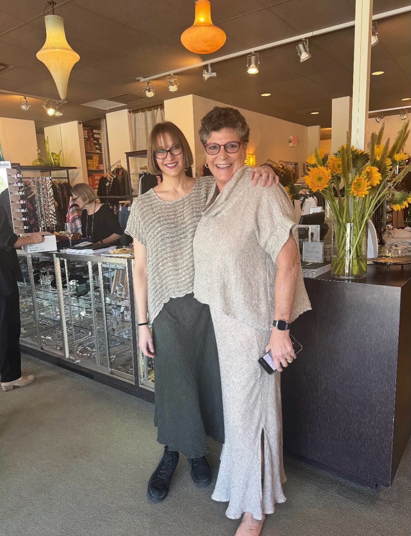 Smiles, gorgeous textures, and the best company ✨
Come see us &mdash; final day of our @bottegadibrunella trunk show!

#bottegadibrunella #trunkshow #boutiquestyle #modernelegance #chicstyle #deborahkents