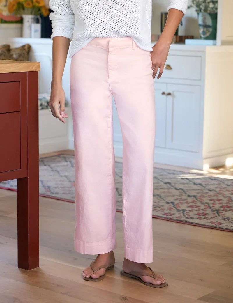 Spring, refined.

Soft tailoring. Relaxed denim. Breathable linens.
New arrivals landing daily at Deborah Kent&rsquo;s.

In store &amp; online.

#deborahkents #deborahkentsboutique #southtampastyle #tampaboutique #luxuryboutique