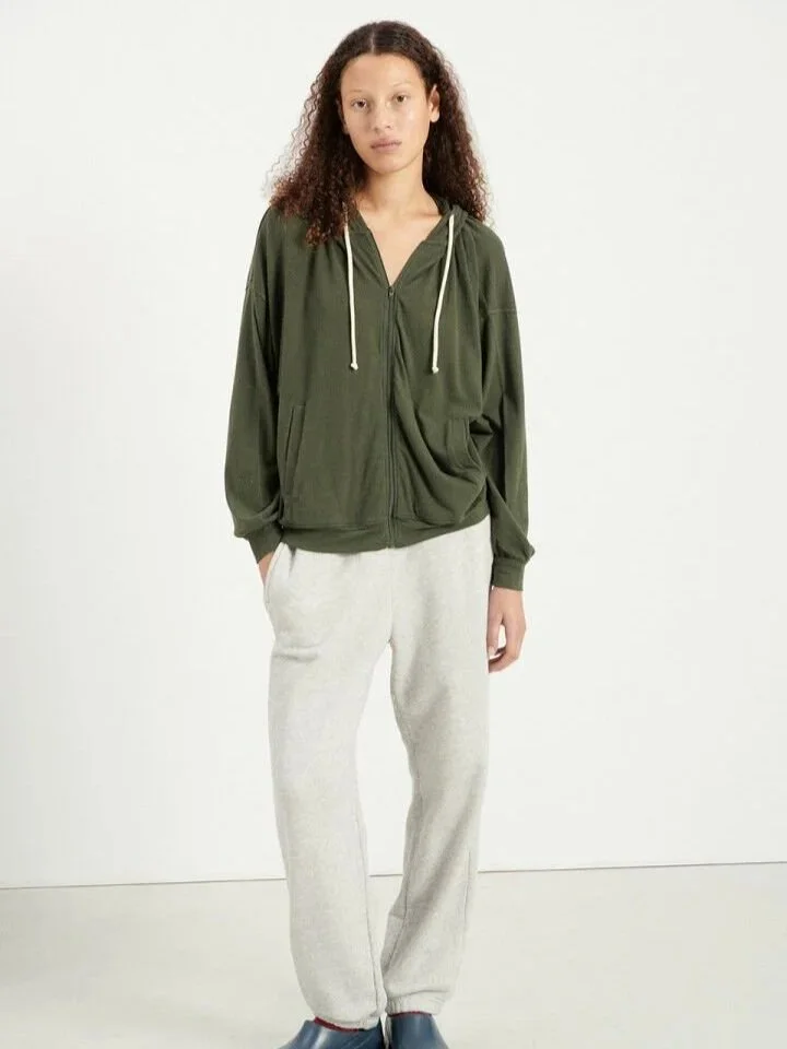YPA03BH26-BOSQCH-MODEL-4-large.jpg