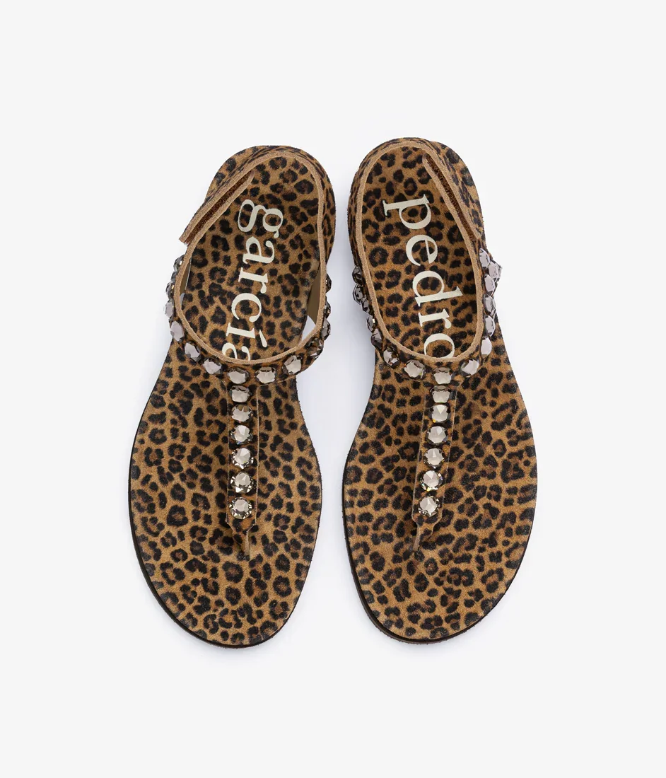 flat-thong-sandal-animal-print-judith-aw26-pedro-garcia-3.webp